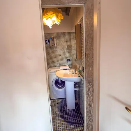 At Piazza Erbe Rooftop Flat Free Parking Apartman