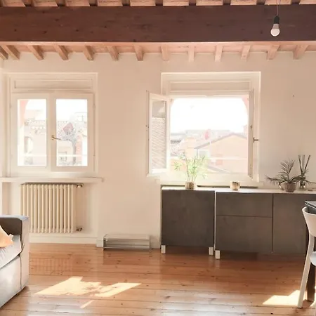 At Piazza Erbe Sky View Flat Free Parking * Рим
